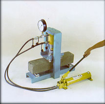 Hydraulic Concrete Beam Testing Machine